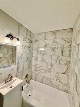 1017 W Blann Dr in Tampa, FL - Building Photo - Building Photo