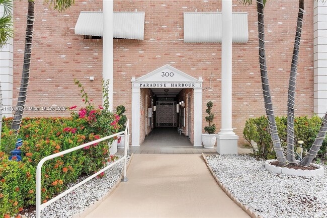 property at 300 Golden Isles Dr