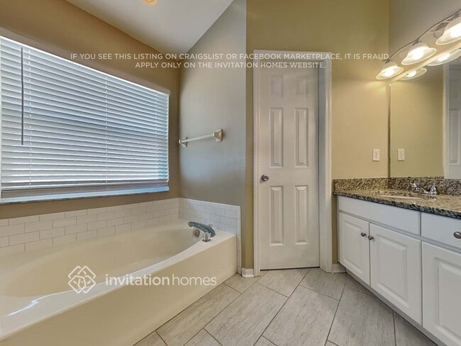 4625 Daventry Pl in Valrico, FL - Building Photo - Building Photo