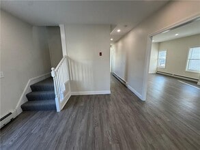 14 Tillinghast Ave in Warwick, RI - Building Photo - Building Photo