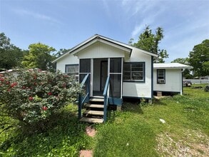 601 N Franklin Ave in Cleveland, TX - Building Photo - Building Photo