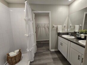 5213 Dandelion St in Ruskin, FL - Building Photo - Building Photo