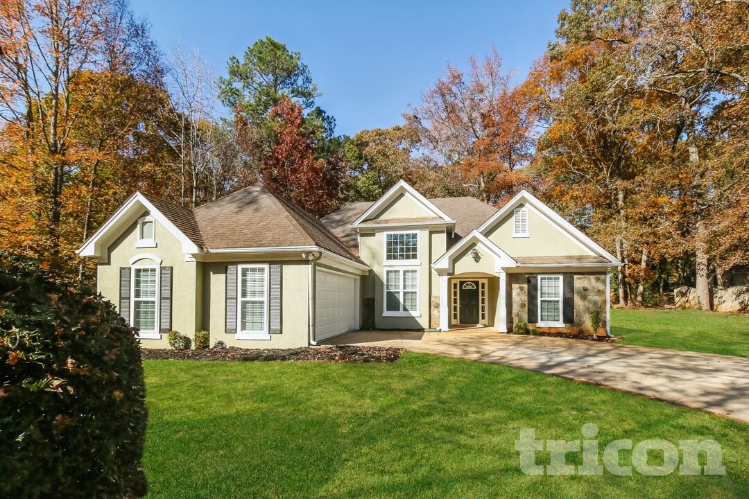 30 Somerset Ct in Covington, GA - Building Photo