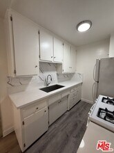 5811 Harold Way in Los Angeles, CA - Building Photo - Building Photo