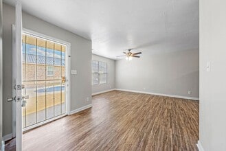 209 Lexington Dr in Clarksville, TN - Building Photo - Building Photo