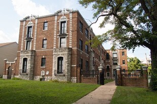 St Louis Apartments For Rent With Air Conditioning And Garage 5349 Cabanne Ave Apartments