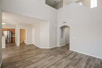 1303 S Mansard in Mesa, AZ - Foto de edificio - Building Photo