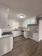 1050 Aiken Rd in Bogart, GA - Building Photo - Building Photo