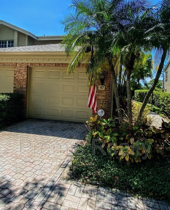 47 Pelican Pl in Belleair, FL - Building Photo