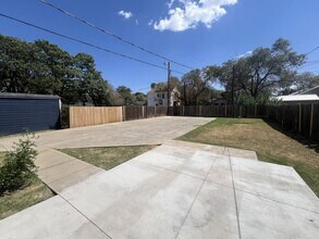 2021 15th St in Lubbock, TX - Building Photo - Building Photo