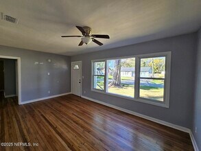 4534 Blount Ave in Jacksonville, FL - Building Photo - Building Photo