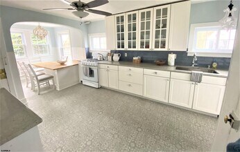 7207 Ventnor Ave in Ventnor City, NJ - Building Photo - Building Photo