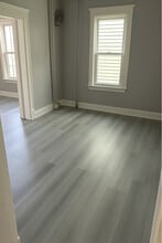 28 Hill St in Waterbury, CT - Building Photo - Building Photo