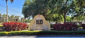 457 Vista Isles Dr in Plantation, FL - Building Photo