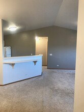 300 Cunat Blvd, Unit 3d in Richmond, IL - Building Photo - Building Photo