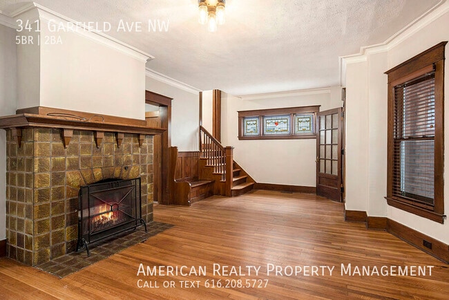 341 Garfield Ave NW in Grand Rapids, MI - Building Photo - Building Photo