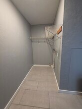 161 4th St, Unit 2 in Leominster, MA - Building Photo - Building Photo