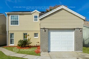 1233 Ashworth Dr in Apopka, FL - Building Photo