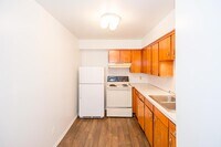 Mission Manor Apartments photo'