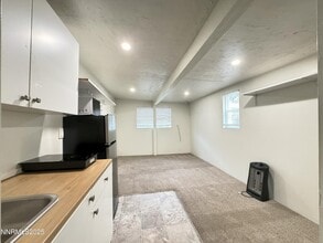2065 Whitfield Wy in Reno, NV - Building Photo - Building Photo