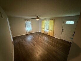 2230 Genessee Ave in Columbus, OH - Building Photo