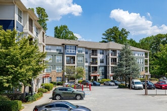 Haven on Peachwood in Atlanta, GA - Building Photo - Building Photo