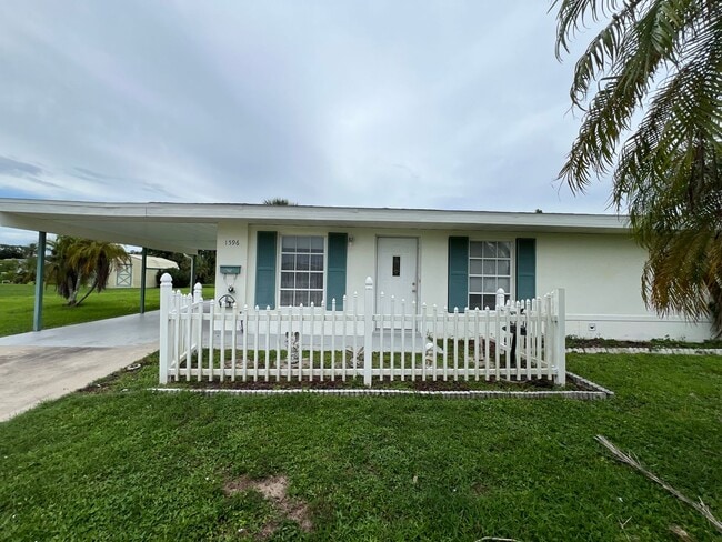 property at 1596 Hayworth Rd