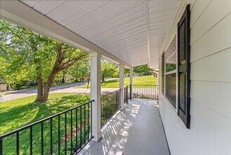 221 Medford Rd in Knoxville, TN - Building Photo - Building Photo