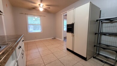 4524 Baywood Dr SW in Huntsville, AL - Building Photo - Building Photo