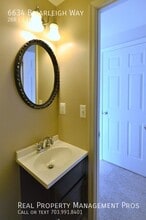 6634 Briarleigh Way in Alexandria, VA - Building Photo - Building Photo