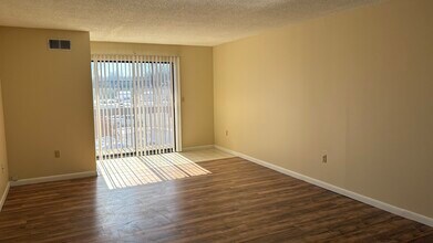 2310 Harbor View Dr, Unit Harbor View Dr in Rocky Hill, CT - Building Photo - Building Photo