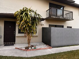 13904 SW 46th Terrace in Miami, FL - Building Photo