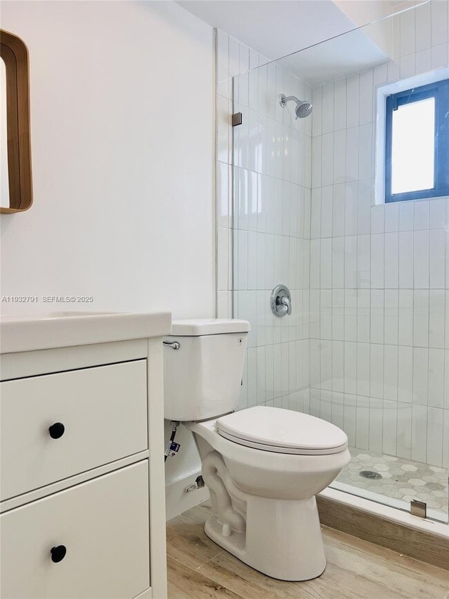 910 SW 4th Ave in Miami, FL - Building Photo - Building Photo