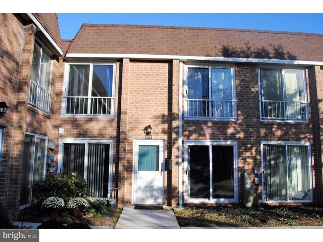 property at 316 Valley Forge Ct