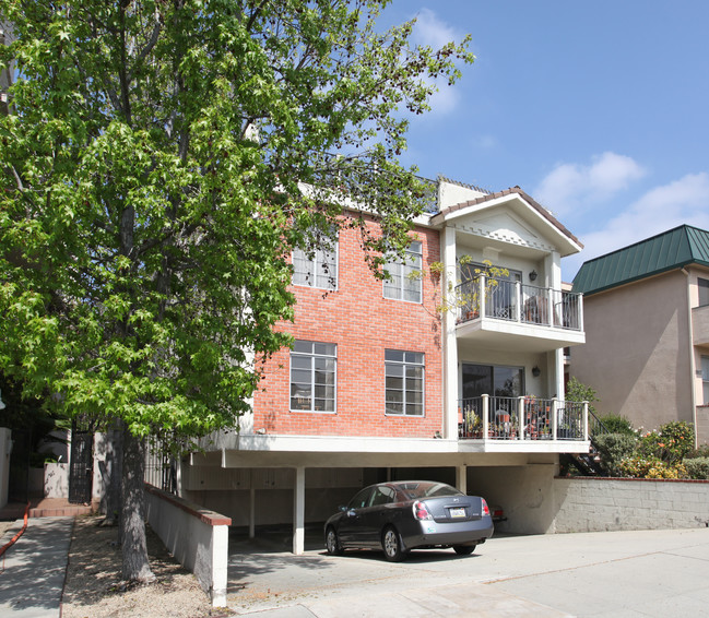 11911 Gorham Ave in Los Angeles, CA - Building Photo - Building Photo