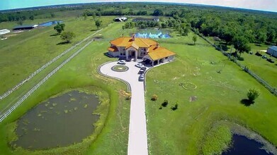 848 Juliff-Manvel Rd in Rosharon, TX - Building Photo - Building Photo