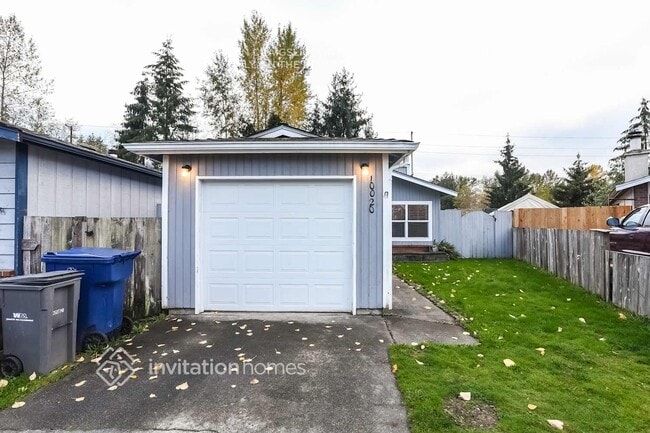 10020 54th Dr NE in Marysville, WA - Foto de edificio - Building Photo