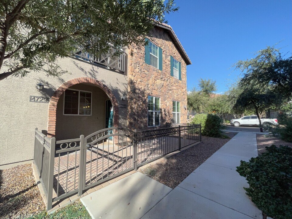 4729 E Waterman St-Unit -102 in Gilbert, AZ - Foto de edificio