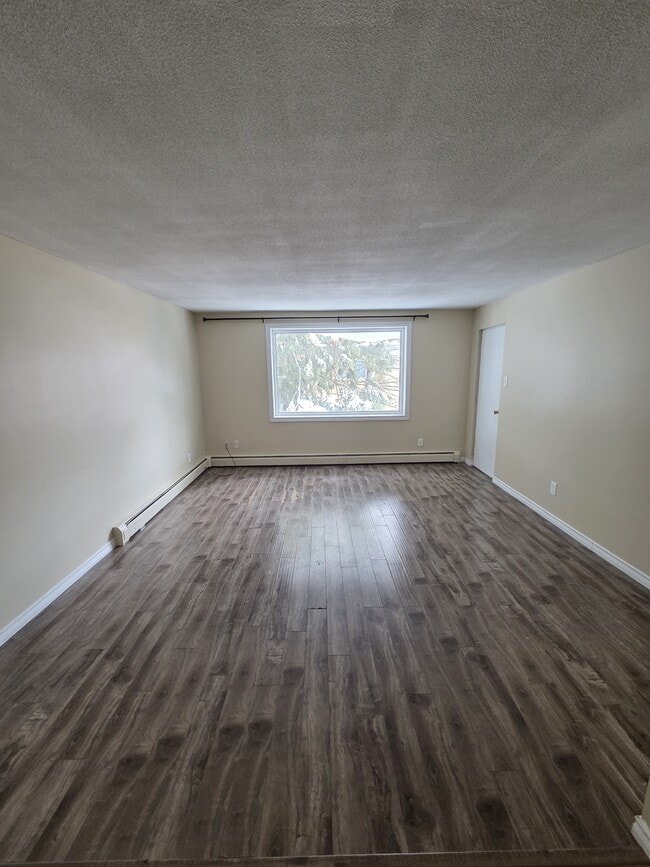 property at 87 Westwood Dr