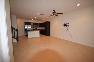 5042 NW 16th Way in Boca Raton, FL - Building Photo - Building Photo