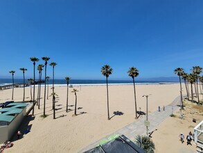 3009 Ocean Front Walk in Venice, CA - Building Photo - Building Photo