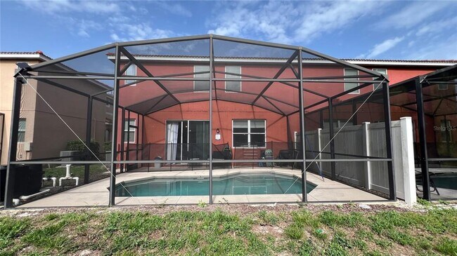 720 Las Fuentes Dr in Kissimmee, FL - Building Photo - Building Photo