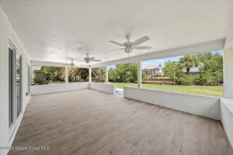 2060 Newfound Harbor Dr in Merritt Island, FL - Building Photo - Building Photo