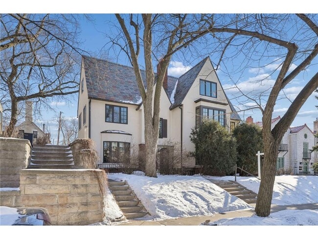 1721 Humboldt Ave S in Minneapolis, MN - Building Photo - Building Photo