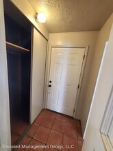 307 Manzano St NE in Albuquerque, NM - Building Photo - Building Photo