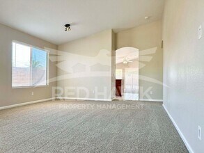 437 W San Angelo St in Gilbert, AZ - Building Photo - Building Photo