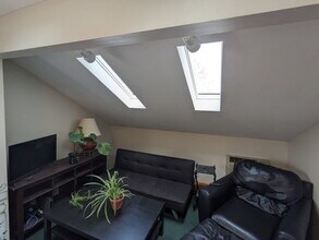 227 W Maple St in New Lenox, IL - Building Photo - Building Photo