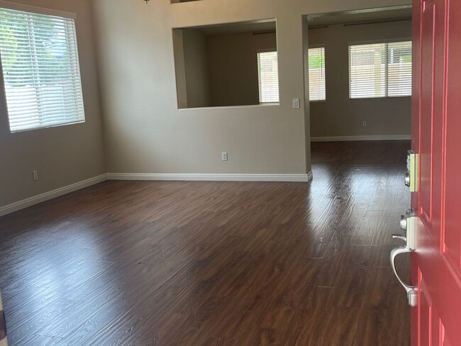 23556 Mountain Breeze Dr in Murrieta, CA - Building Photo - Building Photo