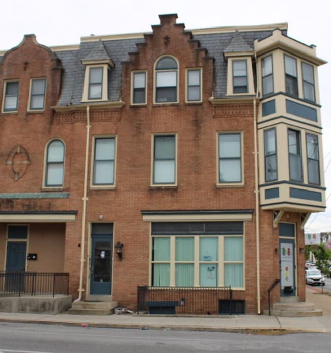 property at 202 E King St