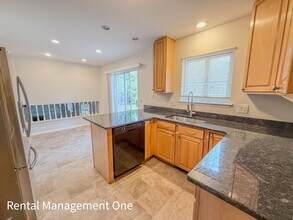 5604 Haymeadow Dr in West Bloomfield Township, MI - Building Photo - Building Photo